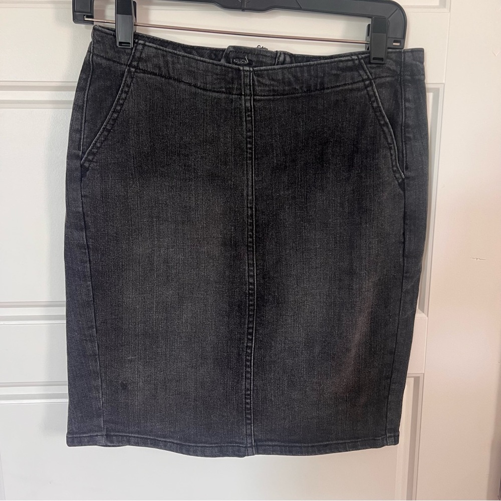 GAP Black Washed Denim Pencil Skirt